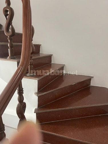 Cho thuê nhà ngõ 515 Hoàng Hoa Thám Ba Đình, ô tô đỗ cửa 