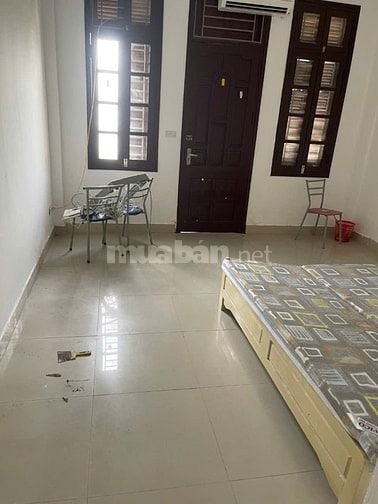 Cho thuê nhà ngõ 515 Hoàng Hoa Thám Ba Đình, ô tô đỗ cửa 