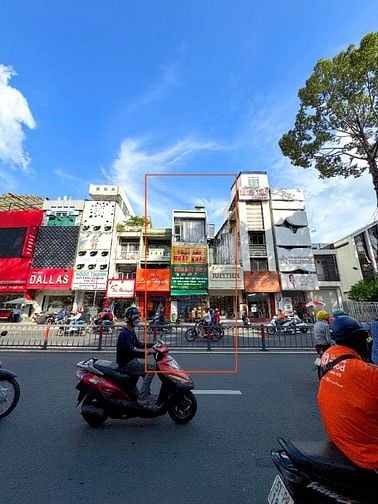 BÁN NHÀ MẶT TIỀN : 241 ĐƯỜNG 3/2 - P. 10 - Q. 10 - TPHCM