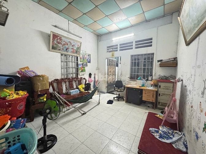Bán nhà hẻm 8m, 60m shr ngay Vincom Lê Văn Việt Tăng Nhơn Phú B 2.3tỷ