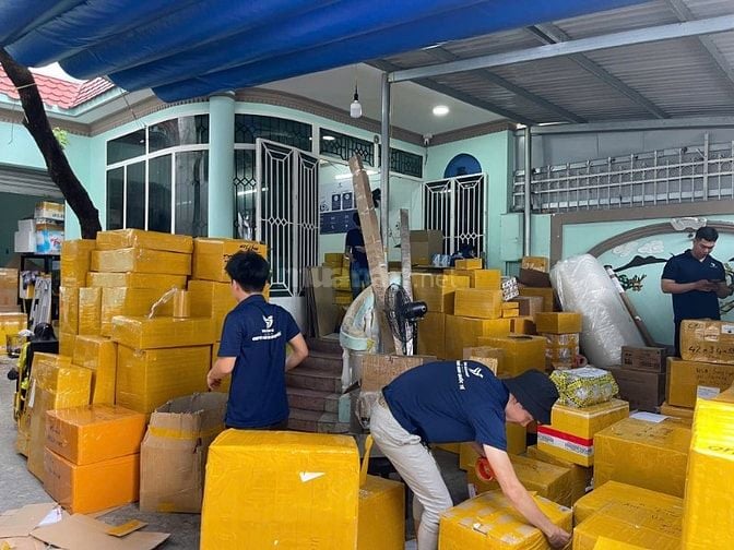 Tuyển lao động phổ thông Nam/Nữ kho hàng ở quận Bình Thanhh