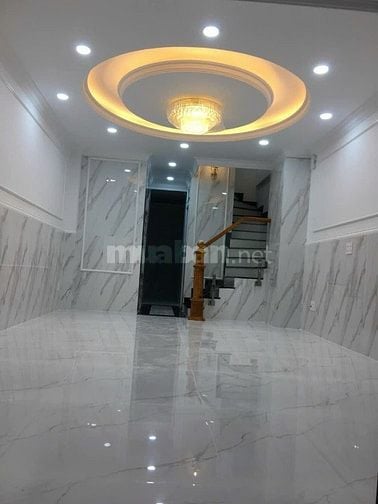 Chỉ 10.5Tỷ Nhà Mới Đẹp Kiến Trúc Tân Cổ Điển,TT Quận 11 Có thang maý