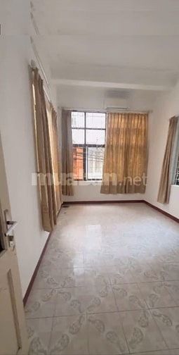 Nhà riêng ngõ phố bùi ngọc dương thanh nhàn dt45m2x3t giá 10tr