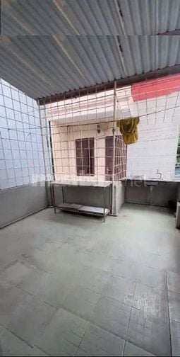 Nhà riêng ngõ phố bùi ngọc dương thanh nhàn dt45m2x3t giá 10tr