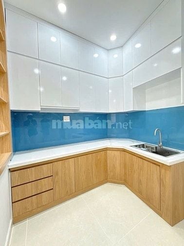 Nhà 1T2L đường Nguyễn Thái Bình, Tân Bình. Nhà đang có hợp đồng thuê