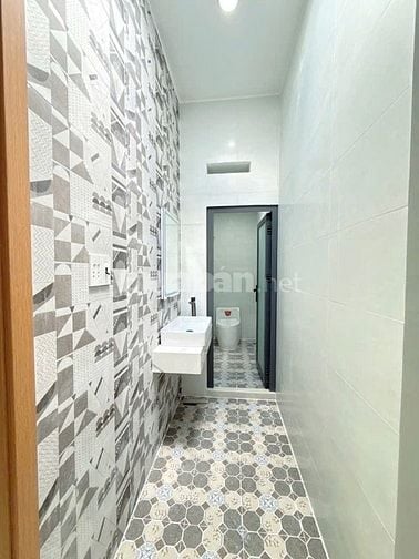 Nhà 1T2L đường Nguyễn Thái Bình, Tân Bình. Nhà đang có hợp đồng thuê