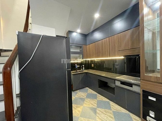 Nhà Lô góc Bùi Xương Trạch, DT 38m 5 tầng MT 4.4m, Giá TL 8.31 tỷ 
