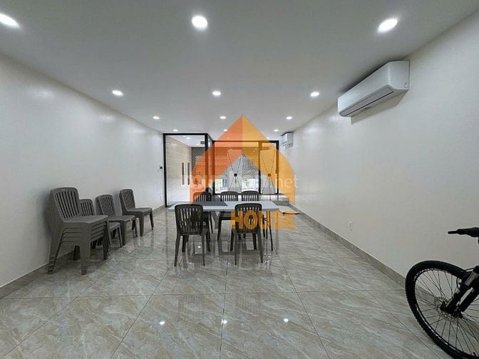 SÀN VĂN PHÒNG TRỐNG SUỐT MỚI TINH Ở AN KHÁNH Q2 ĐẸP ĐỈNH 