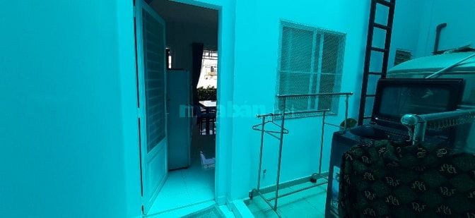 Phòng ban công, HXH, Nguyễn Văn Đậu, P.6, q. Bình Thạnh