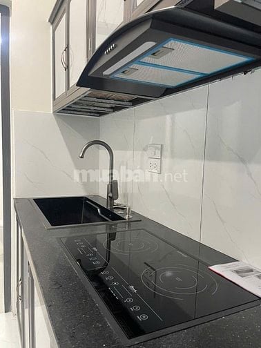 Cho thuê CH 2 phòng ngủ phố Bùi Xương Trạch, NT hiện đại, thang máy