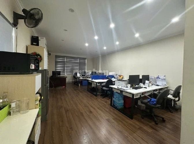  Bán nhà đẹp phố Phạm Tuấn Tài, DT 62 m2, 7 tầng thang máy, phân lô, ô