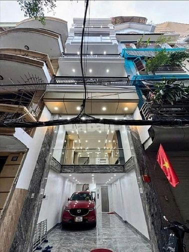  Bán nhà đẹp phố Phạm Tuấn Tài, DT 62 m2, 7 tầng thang máy, phân lô, ô
