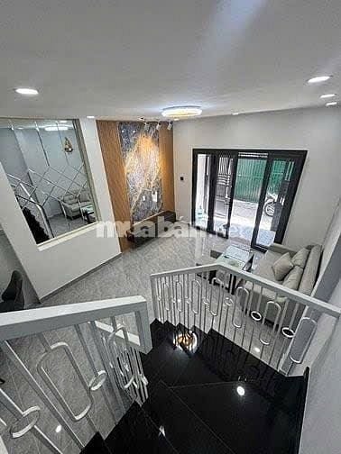 BÁN NHÀ 1T1L Đ NGUYỄN QUANG BÍCH, TÂN BÌNH, GẦN TRƯỜNG CAO ĐẲNG Y KHOA