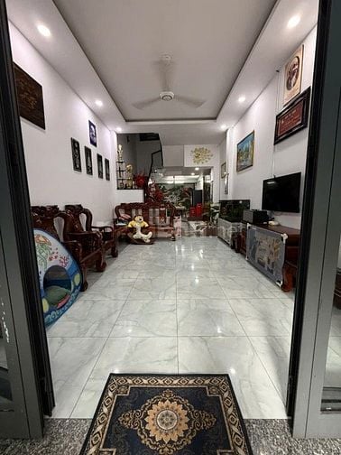 Bán nhà đường số 30, P.Tân Phong, Quận 7 