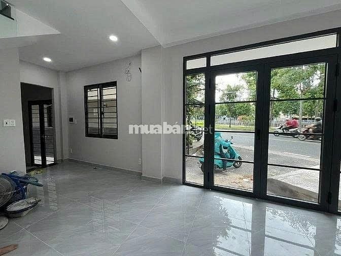 459 Hoàng Sa, P. Võ Thị Sáu, Q3 