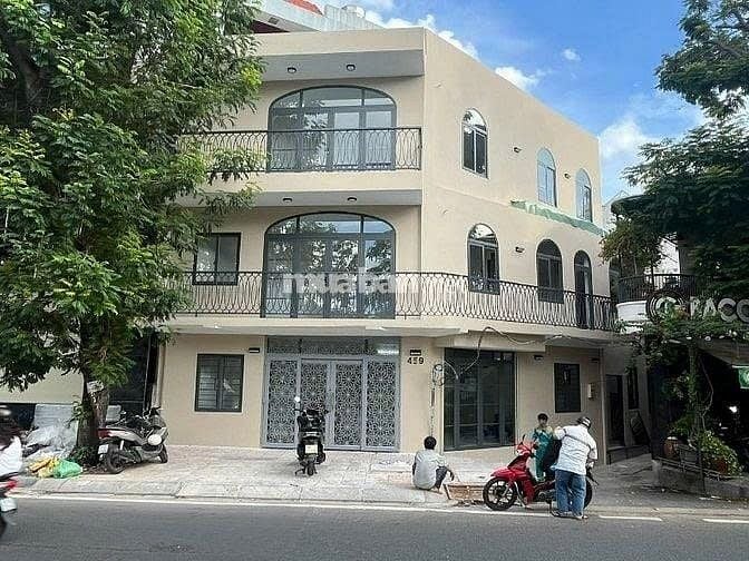 459 Hoàng Sa, P. Võ Thị Sáu, Q3 