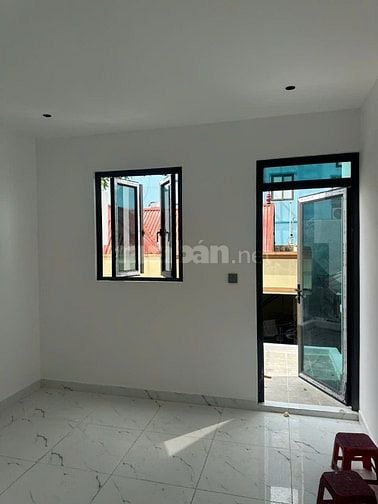 Tôi chính chủ cần bán nhà 5 tầng, địa chỉ ngõ 59/112/3 Phạm Văn Đồng