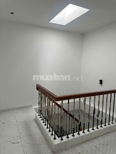 Tôi chính chủ cần bán nhà 5 tầng, địa chỉ ngõ 59/112/3 Phạm Văn Đồng