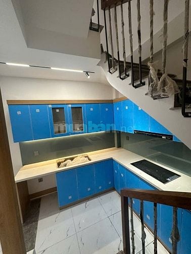 Tôi chính chủ cần bán nhà 5 tầng, địa chỉ ngõ 59/112/3 Phạm Văn Đồng