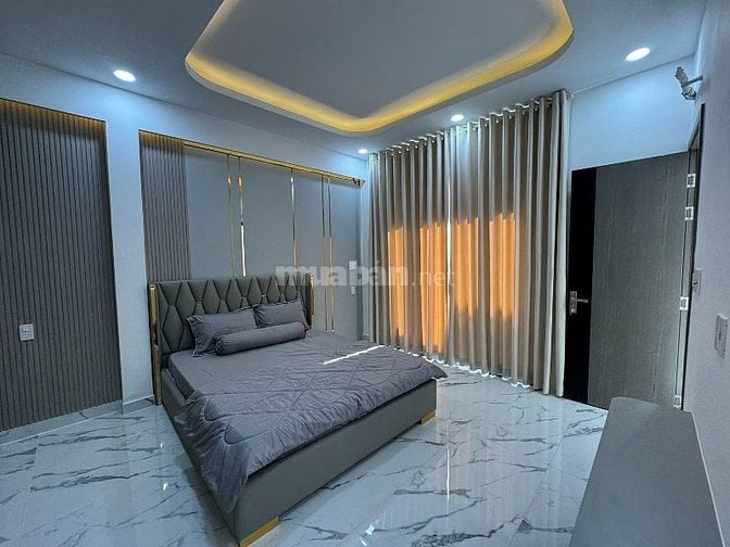 3lầu, full nội thất cao cấp, xách vali vào ở, Khu Thời Trang Lê Văn ỹ 