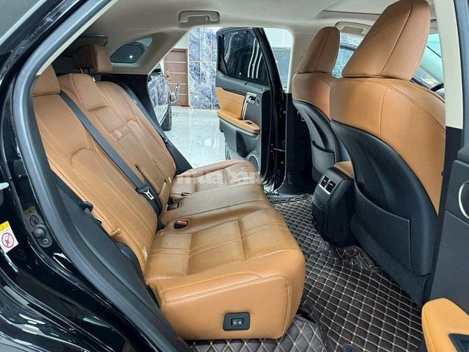 Bán Lexus RX350 màu đen. Model 2020, chạy 4 vạn Km, full lịch sử hãng.