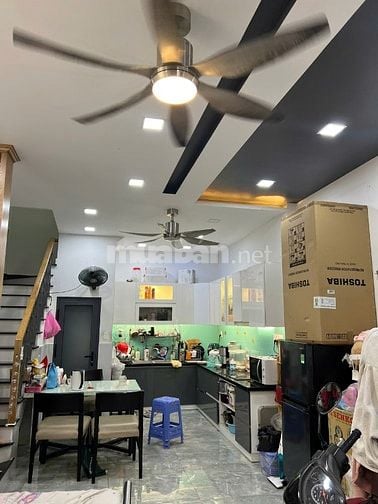 BÁN NHÀ HẺM LÊ VĂN SỸ P.14 QUẬN 3 