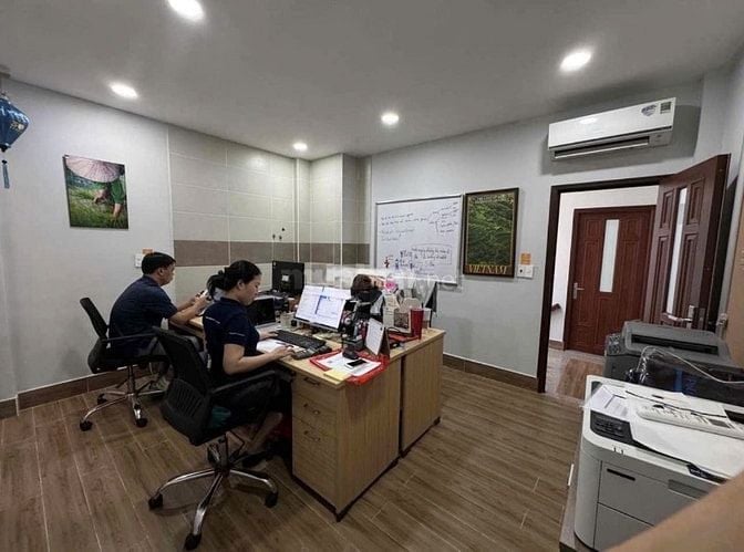 Cho thuê nhà 18bis/3A Nguyễn Thị Minh Khai, Dakao, Quận 1
