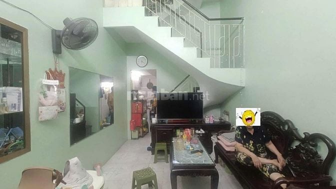 Bán nhà phố Minh Khai, Hai Bà Trưng, DT 35m2, 2,5 tầng, ngõ rộng 