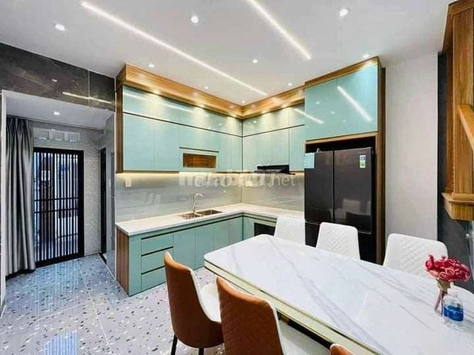 🌻🌻SIÊU PHẨM CỰC ĐẸP NHÀ HOA SỨ P2 PHÚ NHUẬN GIÁ 3TỶ330 DT: 60M2 SHR