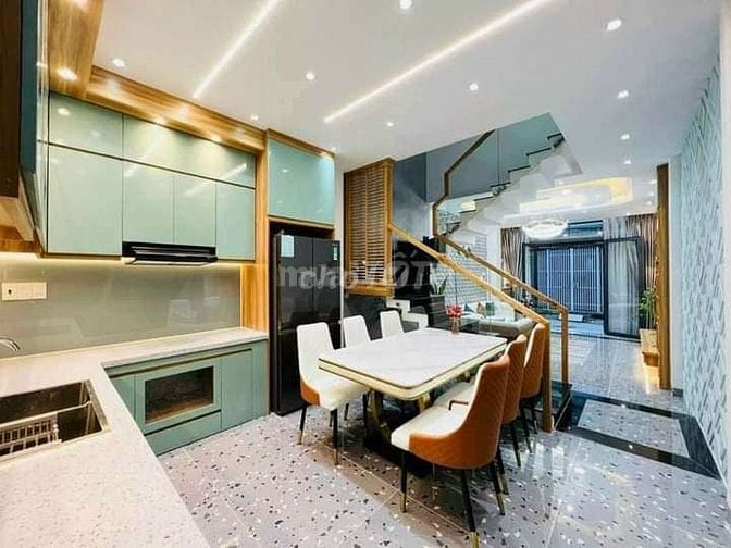 🌻🌻SIÊU PHẨM CỰC ĐẸP NHÀ HOA SỨ P2 PHÚ NHUẬN GIÁ 3TỶ330 DT: 60M2 SHR