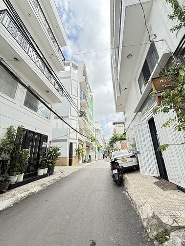 CHDV NƠ TRANG LONG- 80m2- 6 TẦNG, THANG MÁY- 70TR/THÁNG- CHỈ 13,x TỶ