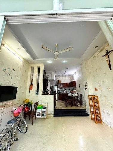 Nhà 3 lầu Cao Cấp hẻm xe hơi 6m Bùi Quang Là, P12, Q.Gò Vấp