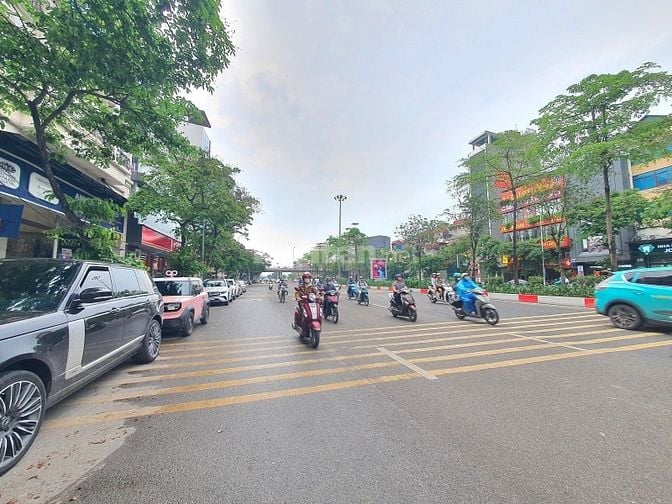 BÁN NHÀ MẶT PHỐ HOÀNG HOA THÁM, BA ĐÌNH, VỈA HÈ ĐÁ BÓNG, KINH DOANH