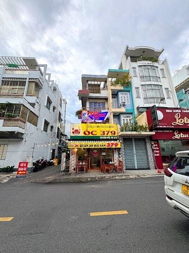 BÁN NHÀ GÓC 2 MẶT TIỀN :  462 VĨNH VIỄN - P. 8 - Q. 10 - HCM