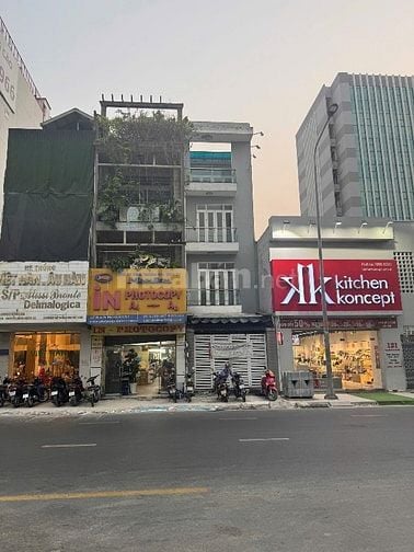 Cho thuê nhà Mặt Tiền Nguyễn Bỉnh Khiêm, DaKao, Quận 1 
