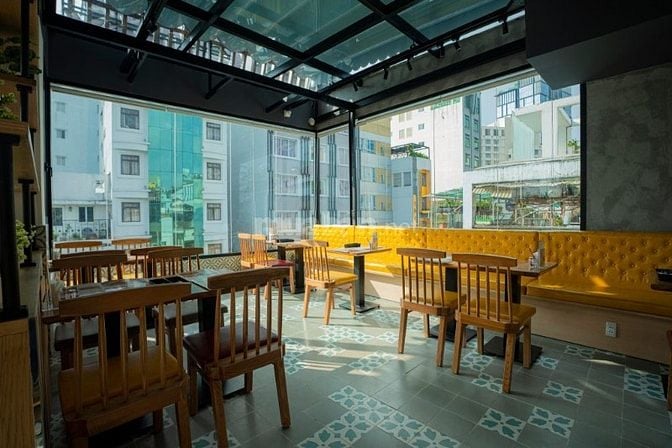 MT Ngay 11 Lê Thánh Tôn, P.Bến Nghé Q1, DT 5,6×27m, 8 Tầng, 115 tỷ TL