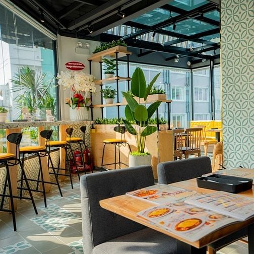 MT Ngay 11 Lê Thánh Tôn, P.Bến Nghé Q1, DT 5,6×27m, 8 Tầng, 115 tỷ TL