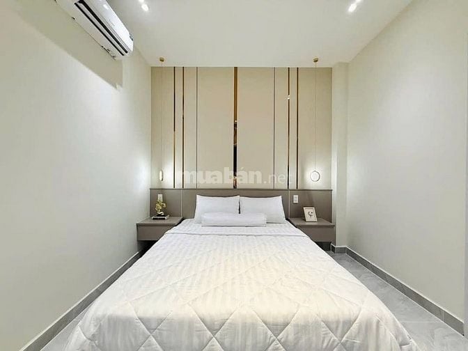 Đi nước ngoài định cư bán gấp nhà ở đường Phan Văn Trị, phường 1, Gò V