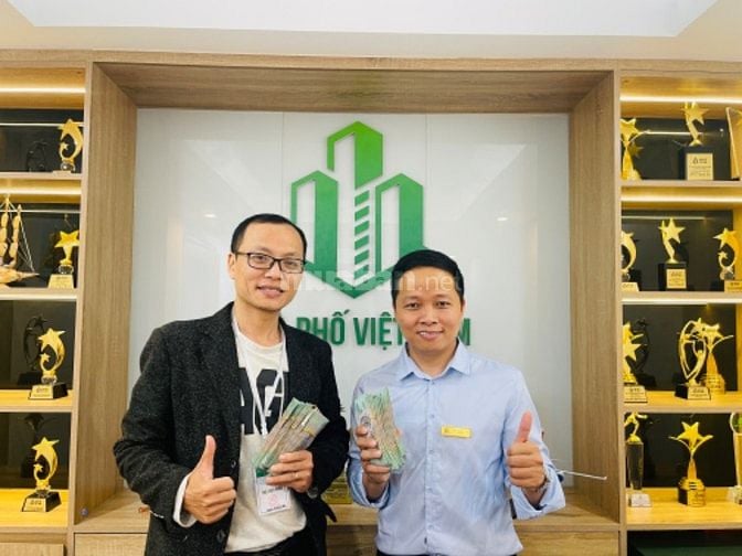 Cần tuyển 10 chuyên viên bán nhà thổ cư Hà Nội