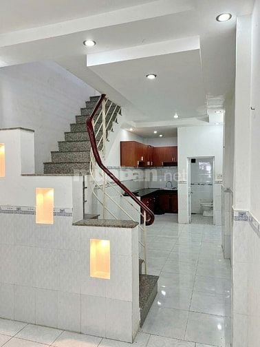 BÁN NHÀ LÂM VĂN BỀN 41m2 GIÁ 4.5 tỷ quận 7