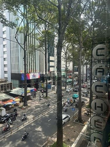 Cho thuê tòa nhà văn phòng Nguyễn Thị Minh Khai Quận 1.