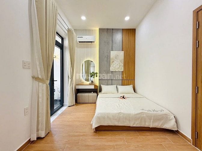 Ngang 5m! Bán nhà 3 tầng trục Phan Huy Ích- Bùi Quang Là, P12. Sân bay
