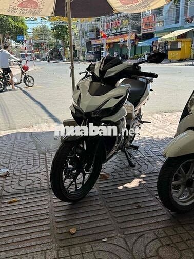 ít dùng nên xe mới toanh odo 3500km zalo***