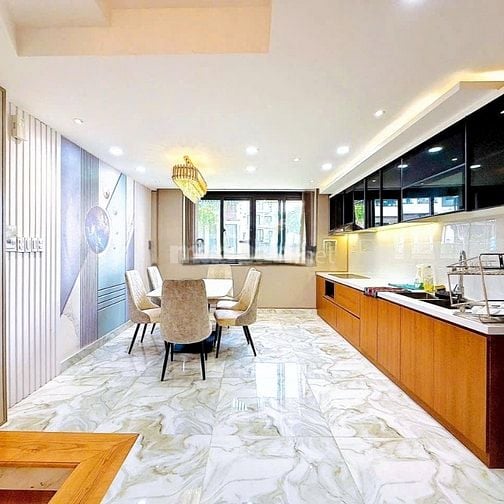 Chỉ còn 1 căn hơn 8 tỷ, đường 8m, khu cao tầng - 4x14.5m, gần Emart