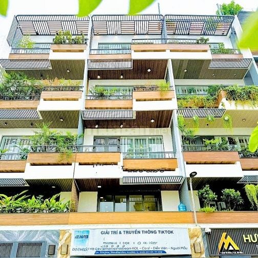 Chỉ còn 1 căn hơn 8 tỷ, đường 8m, khu cao tầng - 4x14.5m, gần Emart