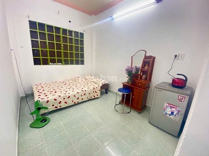 Nhà Kinh Doanh Hẻm 10m, Sát Mặt Tiền Lê Văn Sỹ, Q3, 3 Tầng, 33m2, 7T8