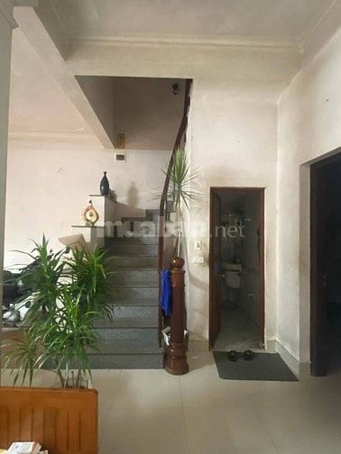 nhà đẹp phân lô phố Nhật Tảo, quận Bắc Từ Liêm 3 tầng, mặt tiền 8.2m, 