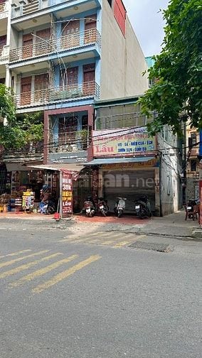 Nhà số 10 Mặt phố Chính Đền Lừ 2 - Ngã ba Nhà Thi đấu. MB57m2, Lô góc