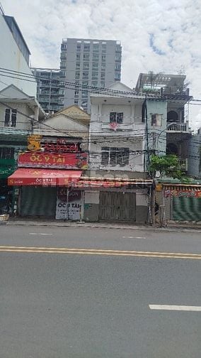 Nhà mặt tiền kế bên nhà ga T3 Tân Sơn nhất 