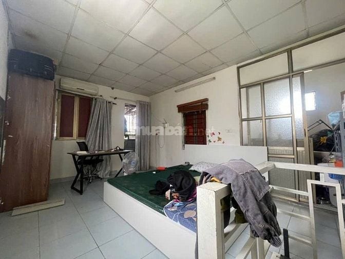 Nhà đẹp Thanh Xuân 35m 4 tầng chỉ 2.38 tỷ